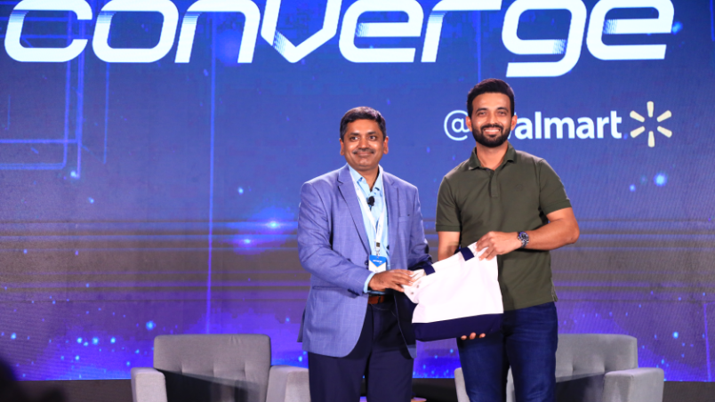 Balu Chaturvedula, SVP and Country Head, Walmart Global Tech, presents a token of appreciation to Indian cricketer, Ajinkya Rahane, on the Converge @ Walmart stage.